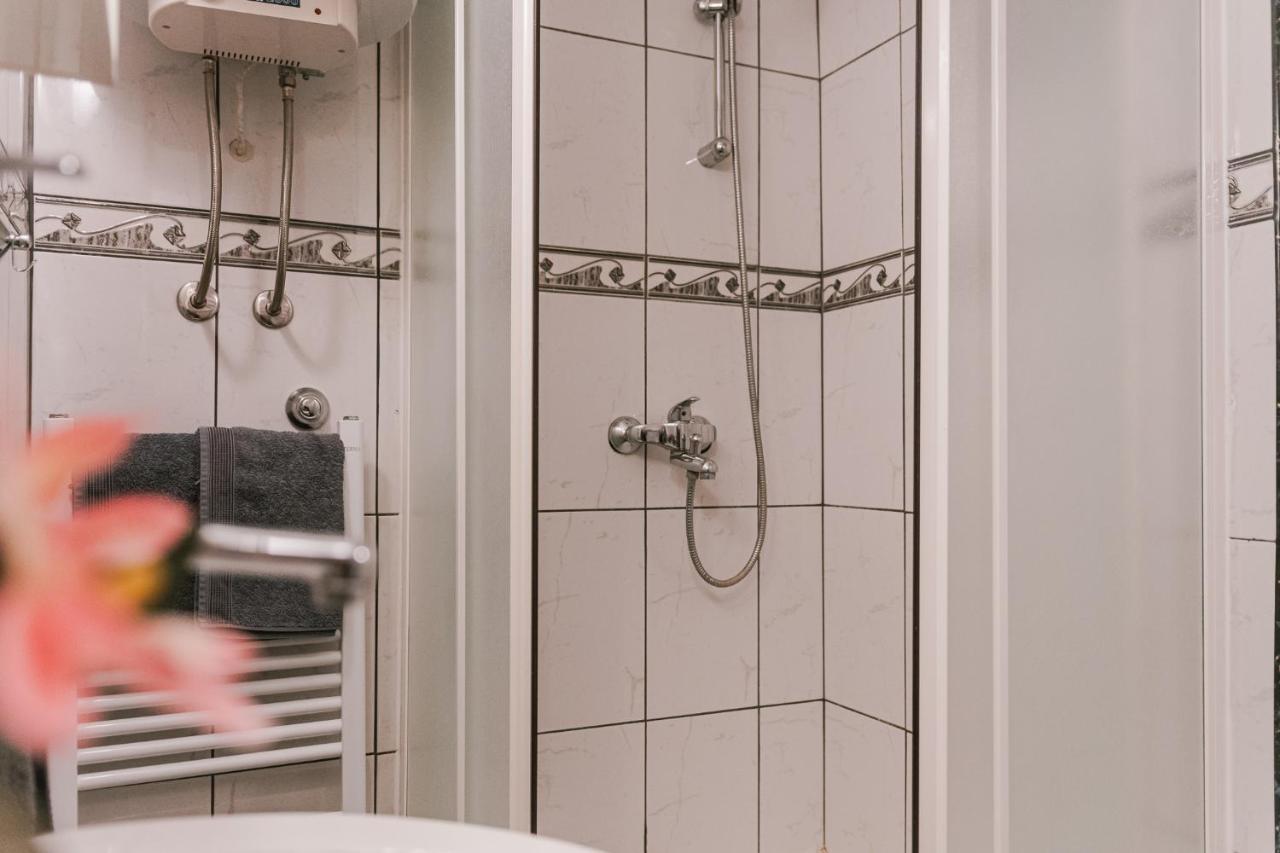 Arya Apartment Шибеник Екстер'єр фото
