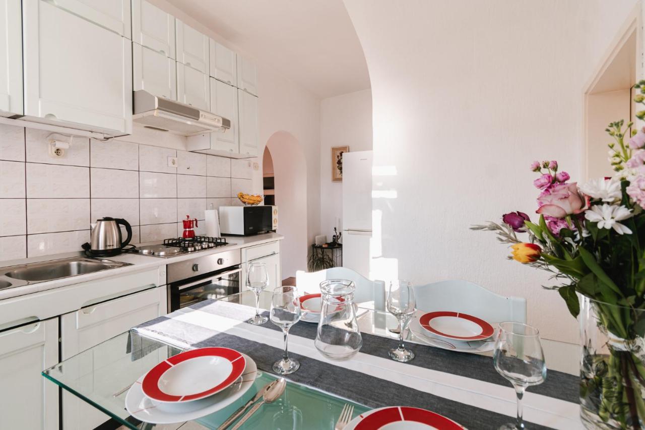 Arya Apartment Шибеник Екстер'єр фото